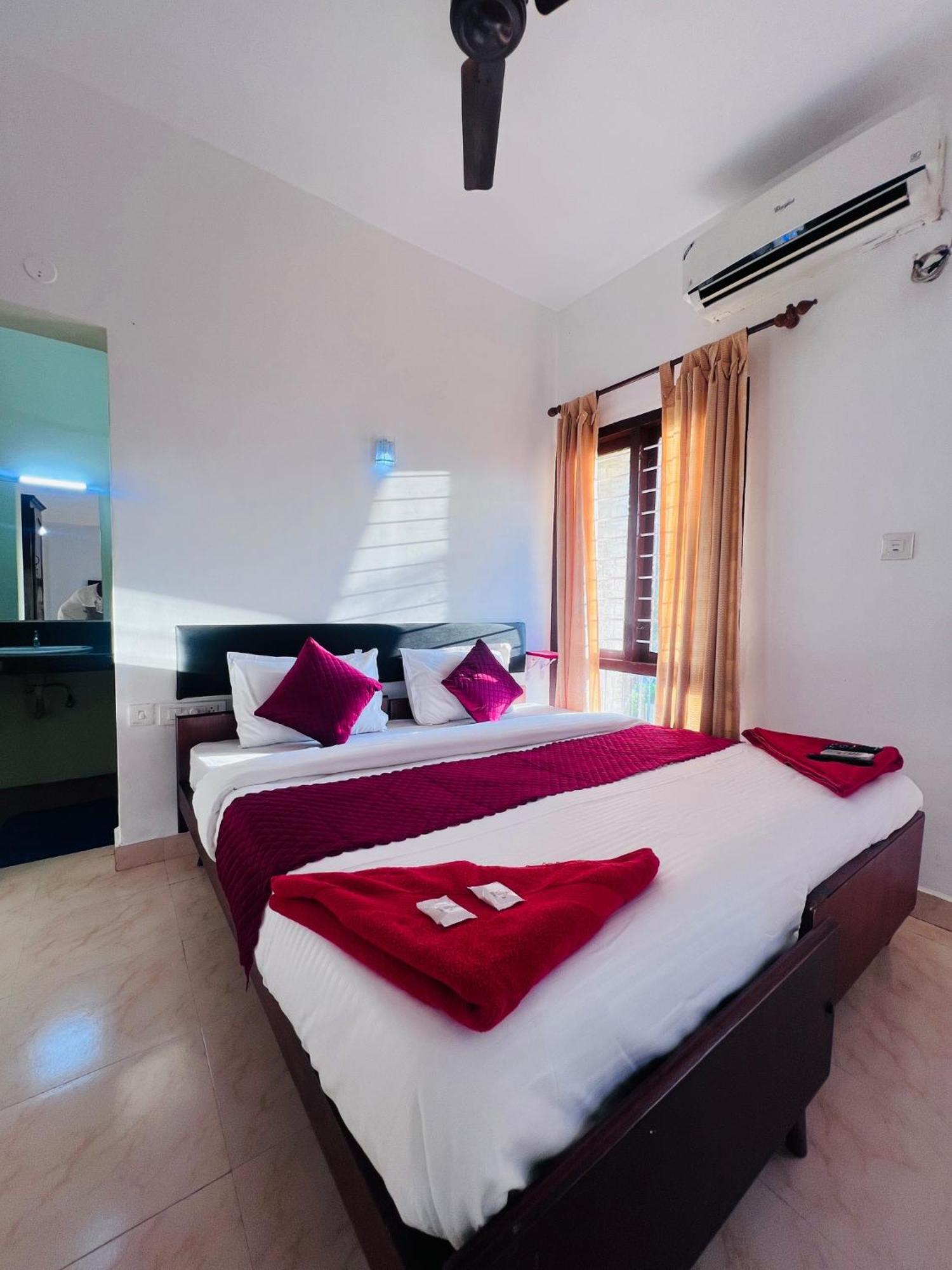 Hotel Sunday - Townhouse Club Airport Trivandrum Thiruvananthapuram Luaran gambar