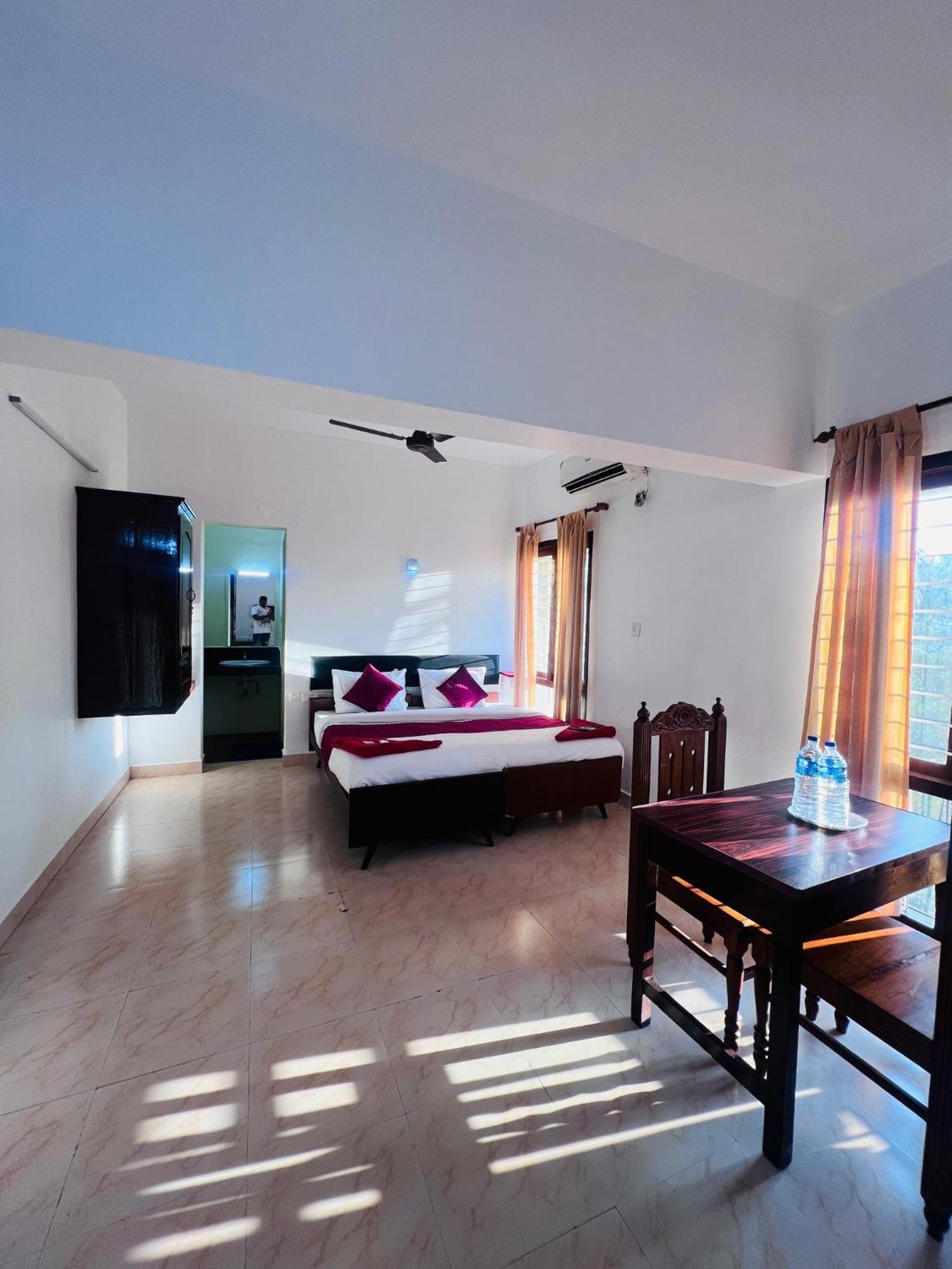 Hotel Sunday - Townhouse Club Airport Trivandrum Thiruvananthapuram Luaran gambar