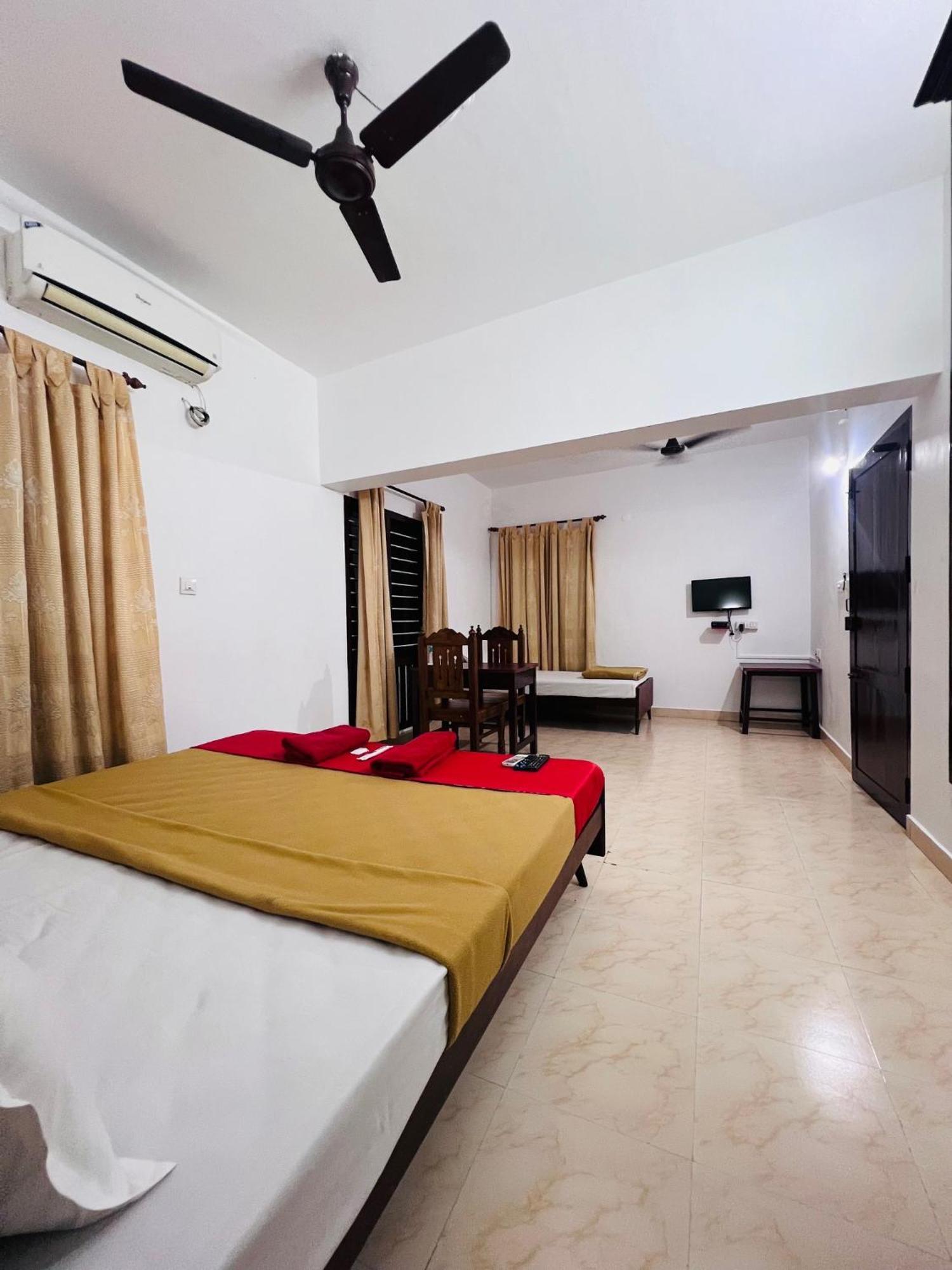 Hotel Sunday - Townhouse Club Airport Trivandrum Thiruvananthapuram Luaran gambar